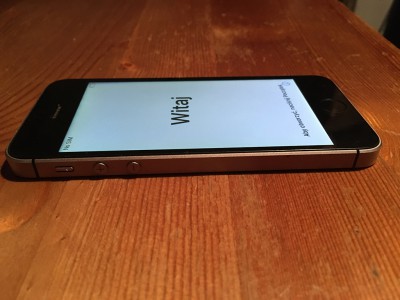 iphone_se_16gb-02.jpg