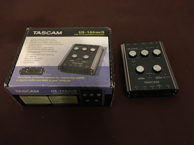 tascam_na_prodej-01.jpg